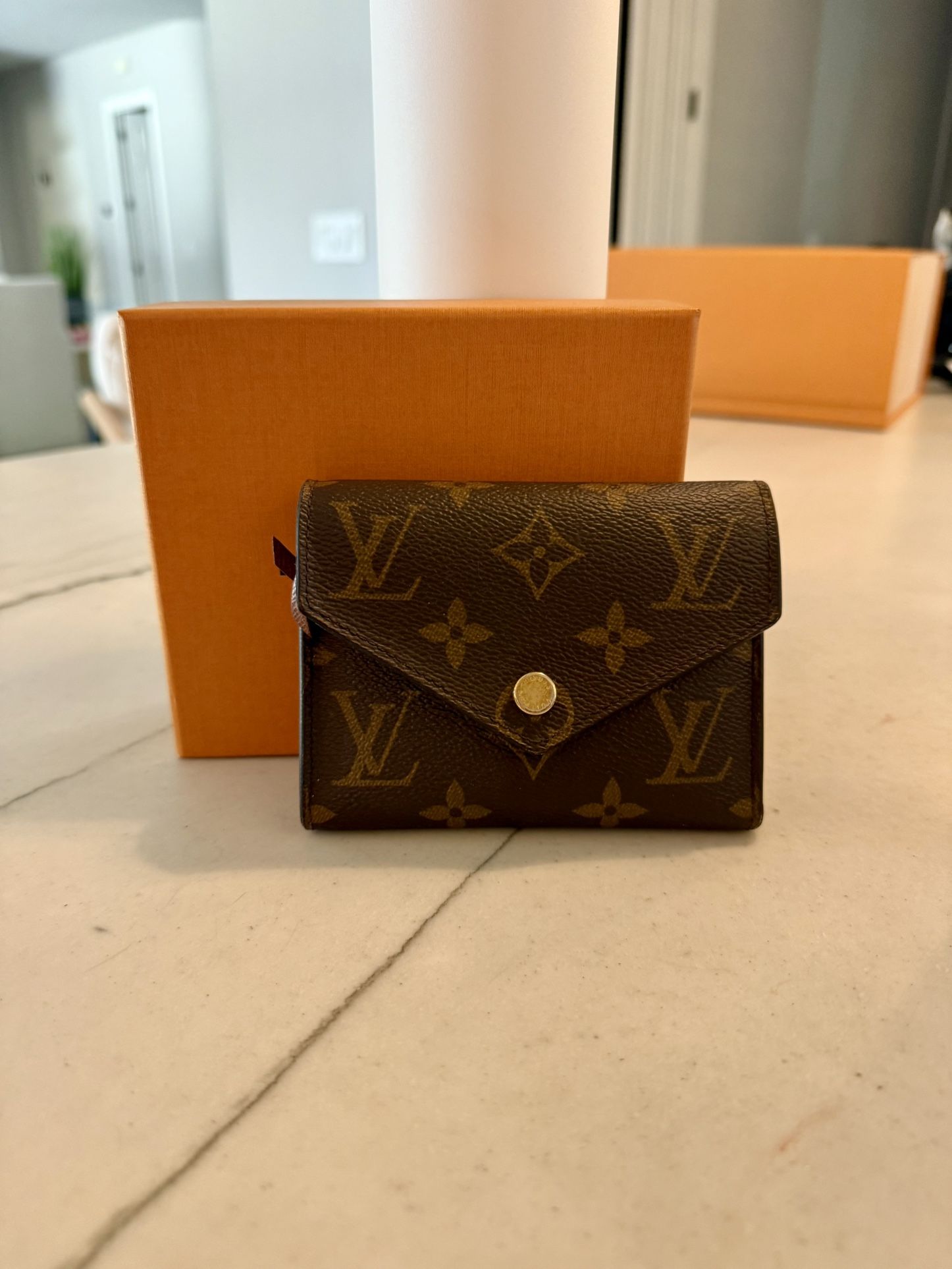 Louis Vuitton Wallet 