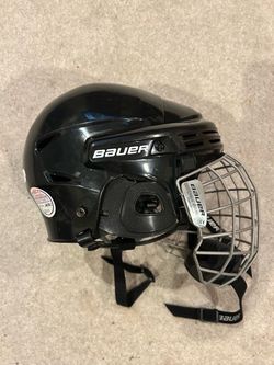 BAUER HOCKEY HELMET