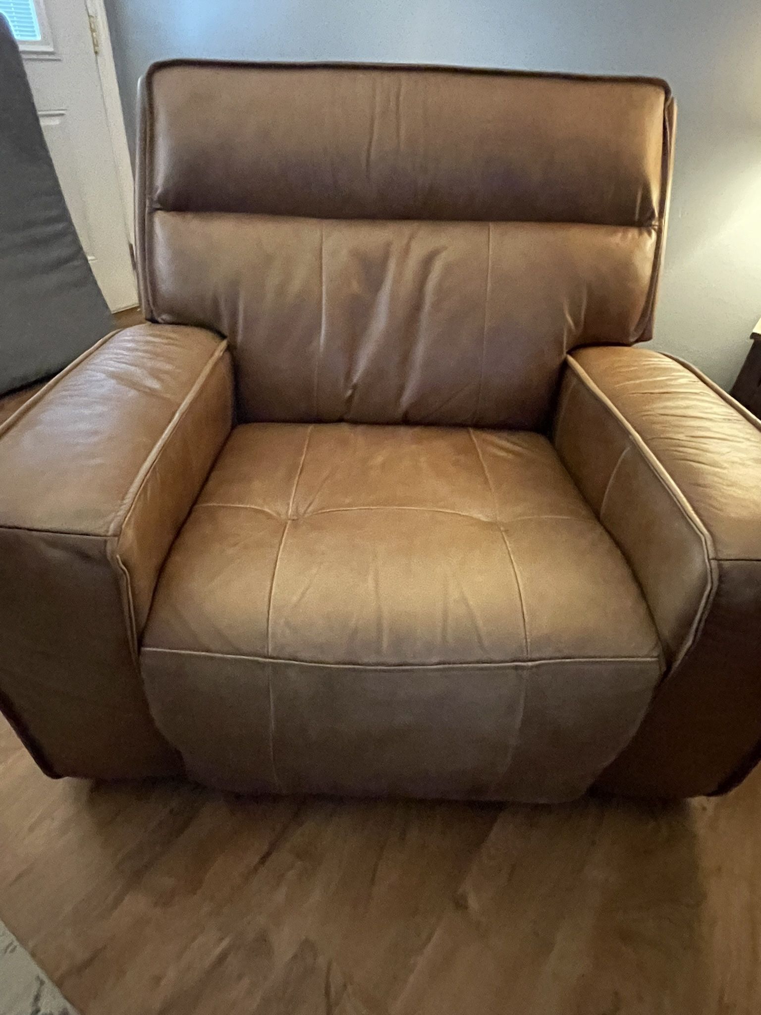 Leather Triple Reclining chair