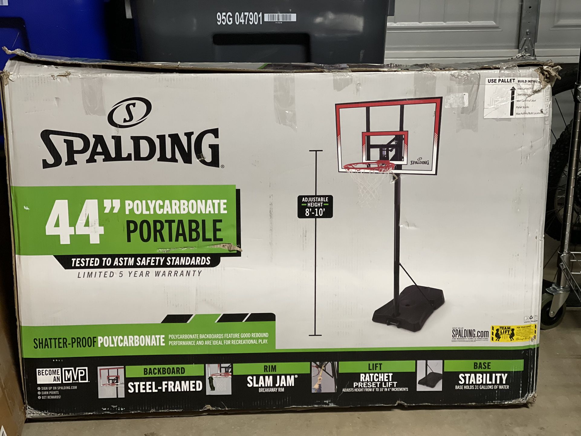 44" Polycarbonate Portable Basketball Hoop