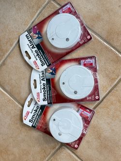 NEW Smoke Alarm 3 Pack - Battery Operated