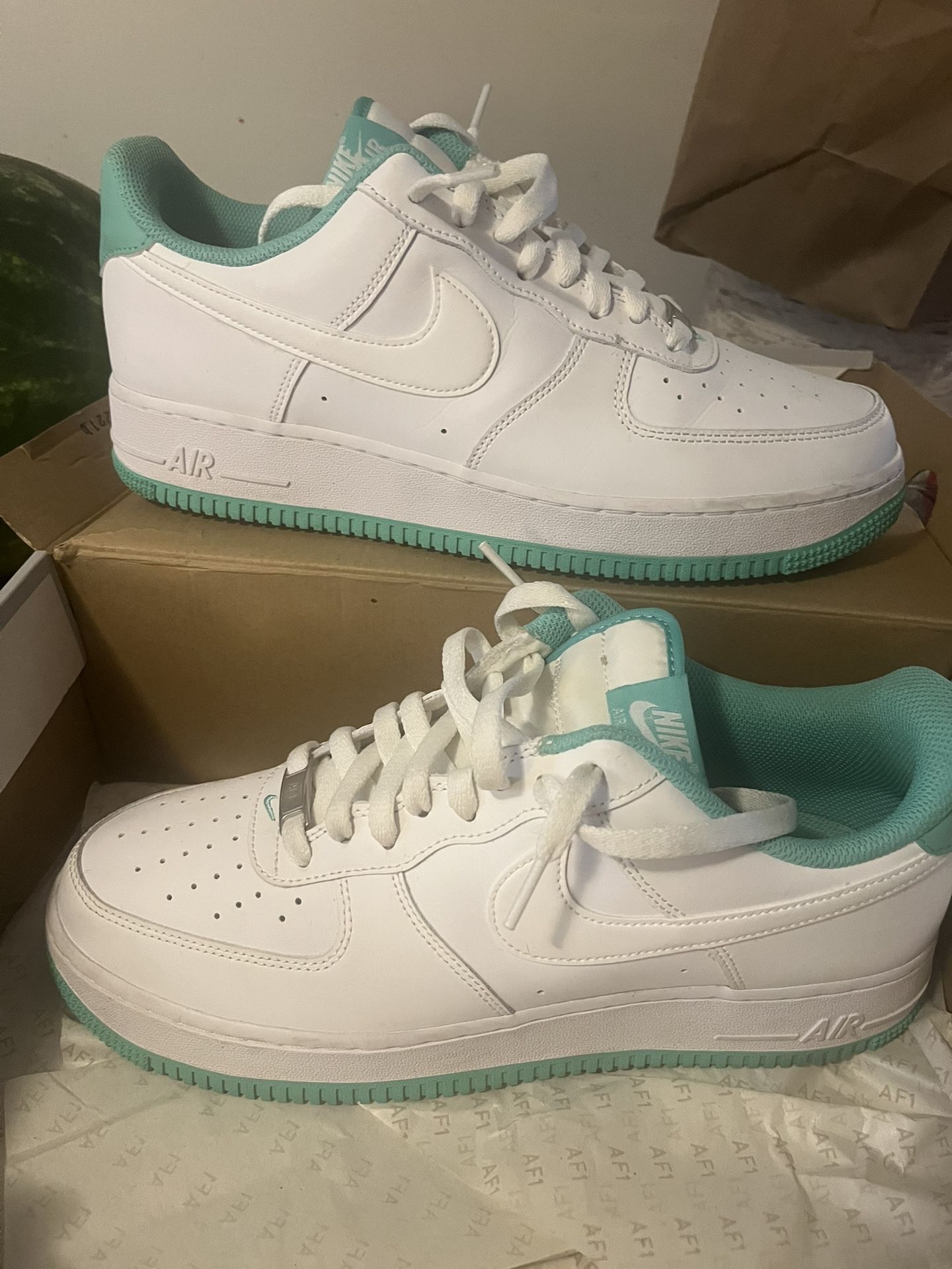 Air Force 1 Size 10.5 Mens White/mint Green