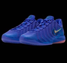 Nike Caitlin 1 Men's basketball shoe size 10