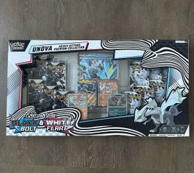 Pokemon TCG Scarlet & Violet Unova Heavy Hitters Premium Collection (Black Bolt & White Flare)