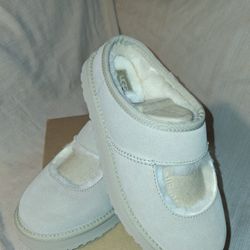 UGG Bea Mary Jane Size 6 Youth (Womens 7.5) Mustard Seed 1166552K New In Box