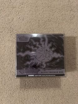 Pokemon Pitch Black Pokemon Center Elite Trainer Box (Exclusive)