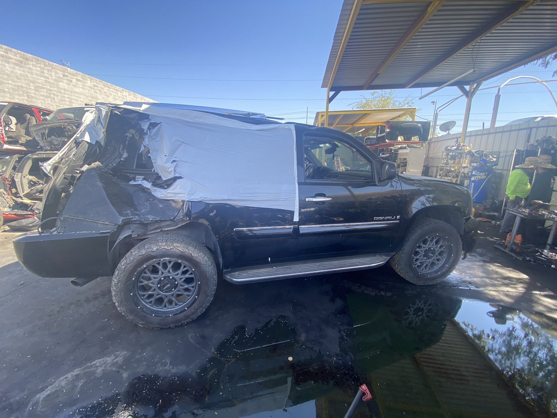 GMC Yukon Denali Parts