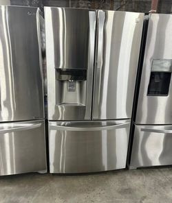 LG French Door Stainless Steel Fridge with Ice Maker