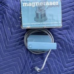 Antique Magneraser Junior 