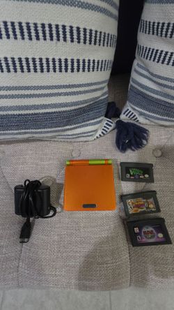 Gameboy Advance SP Lime Green Orange Shrek Edition