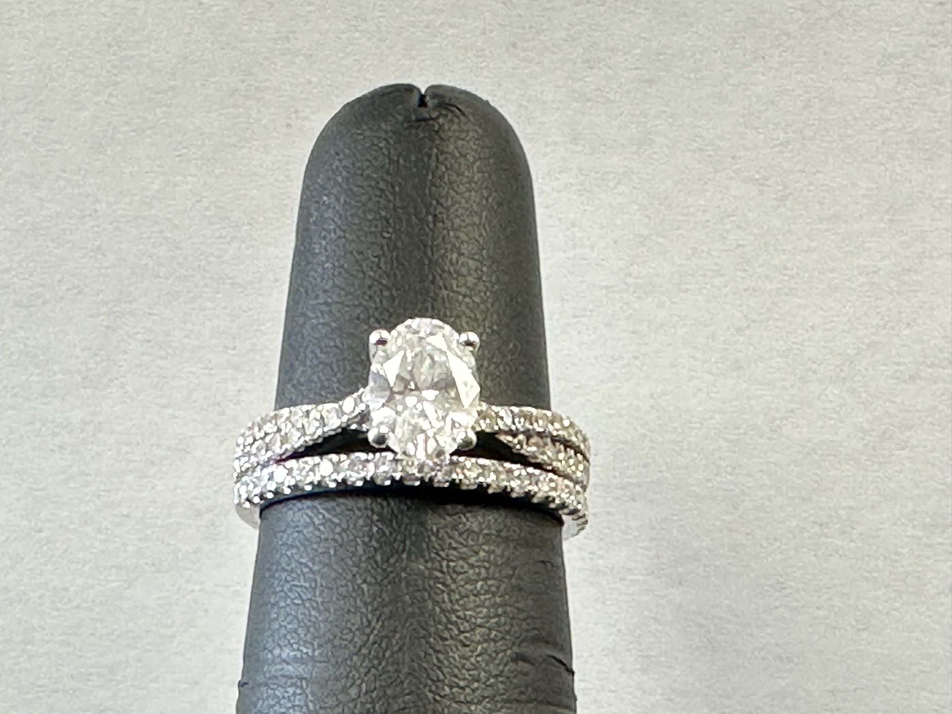 1.03 Oval Brilliant Cut Lab Created Diamond Ring