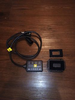 Pedal Commander PC 31 608020 Throttle Control Response Controller. Fully Functional!