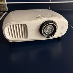 EPSON Home Cinema 3800