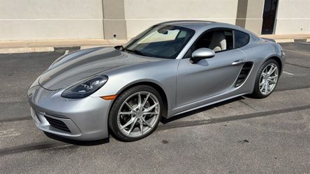 2019 Porsche 718 Cayman