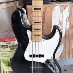 Fender 4 String Bass Guitar
