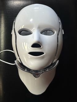NEW Red light therapy LED mask
