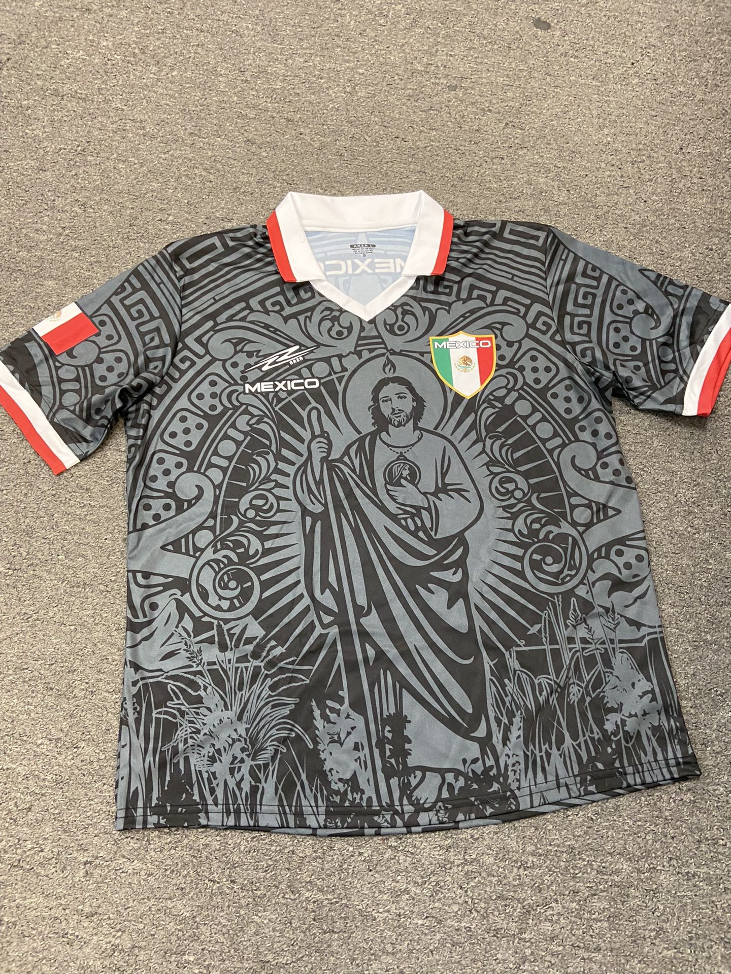 Nueva Jersey De Mexico Con San Juditas