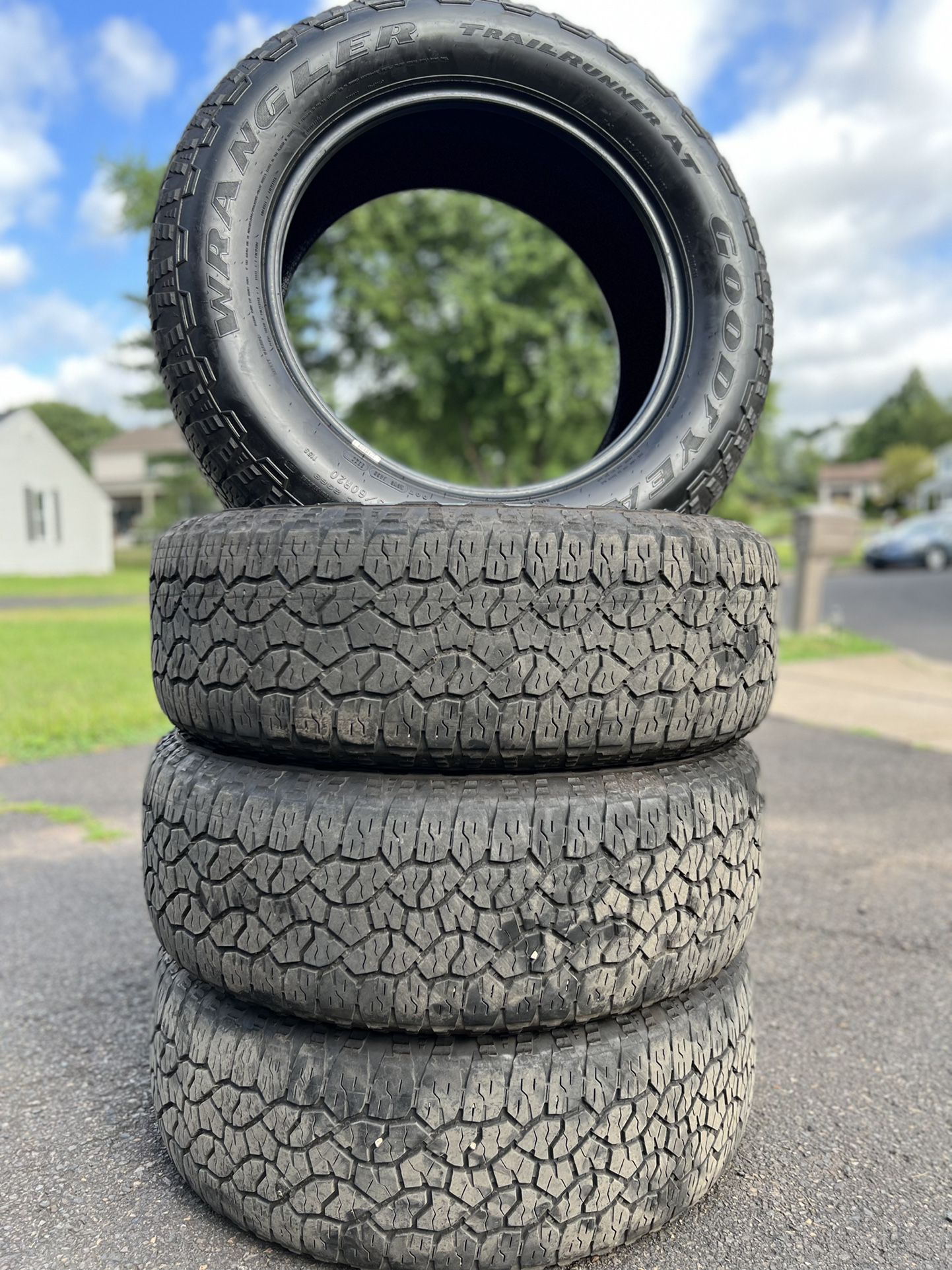 4 Tires 275/60r20 Goodyear Wrangler Trailrunner A/T for Sale in Yardley, PA  - OfferUp