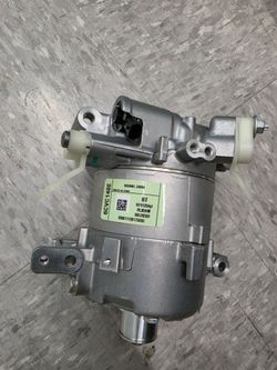 AC Compressor 6CVC140E Automotive Part