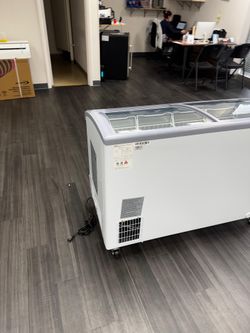 Premium Levella 2-in-1 Freezer & Refrigerator – Flexible Home & Commercial Storage