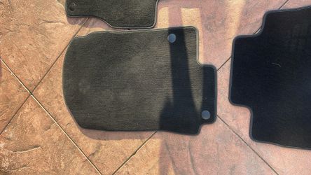 2023 Mercedes GLE Floor Mats