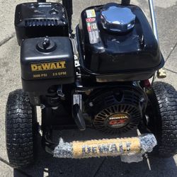 3600 Dewalt Power Washer Gas Motor Honda