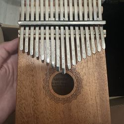 Kalimba/Thumb piano (7)