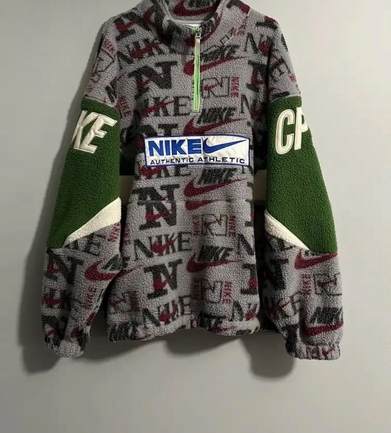 Nike cactus Plant Flea Market Fleece Size Medium