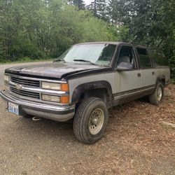 1996 Suburban For parts 