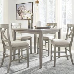 Gorgeous Counter Height Dining Room Set With 4 Cushioned Chairs 