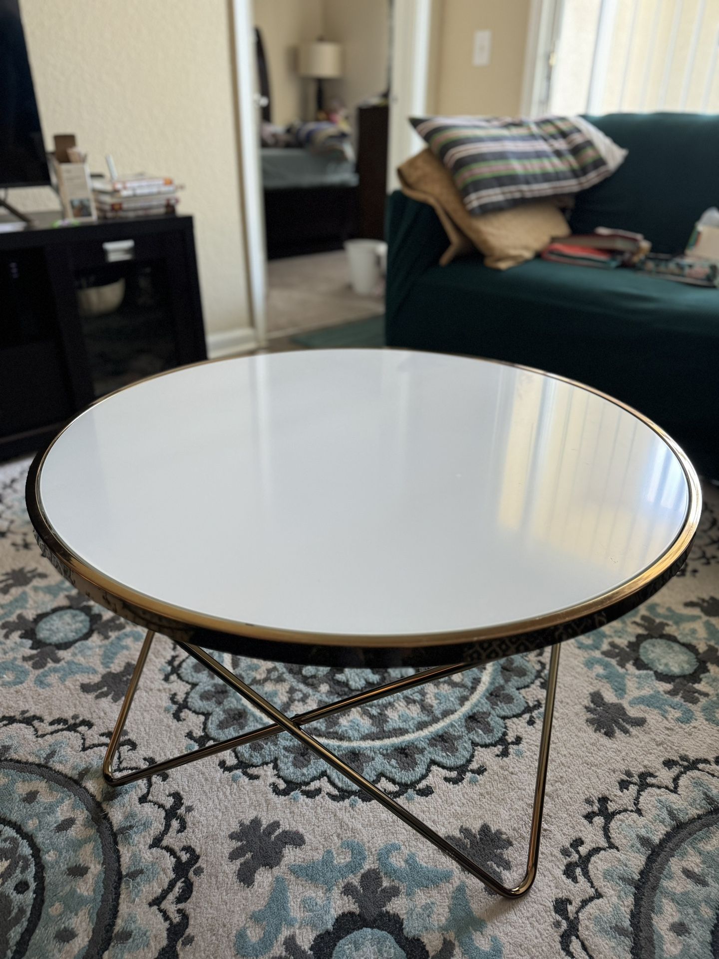 Round Coffee Table 