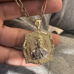 14k Gold Pendant 