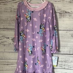 NWT girls purple Bluey long sleeve nightgown size 6