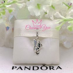 Adorable Charm 925 silver for Pandora moments bracelet.