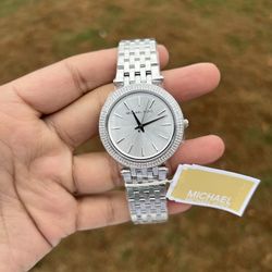 Michael Kors Silver-Tone Glitz Darci Watch Women’s