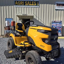 2024 CUB CADET XT1 HYDROSTATIC 42 INCH RIDING LAWN MOWER 