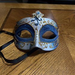 Renaissance Mask 