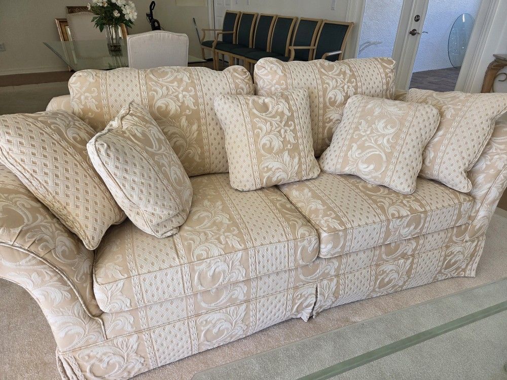 Oversized Loveseat Sofa Couch