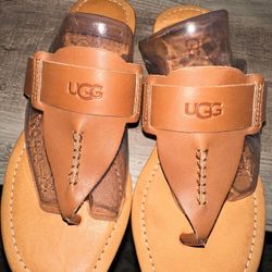 NEW Ugg Women’s Sandals Size 6