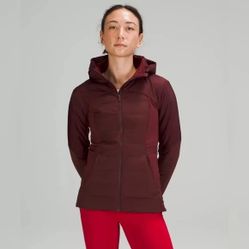 Lululemon Athletic Down for It All Hooded Puffer Jacket Coat Red Burgundy Maroon

