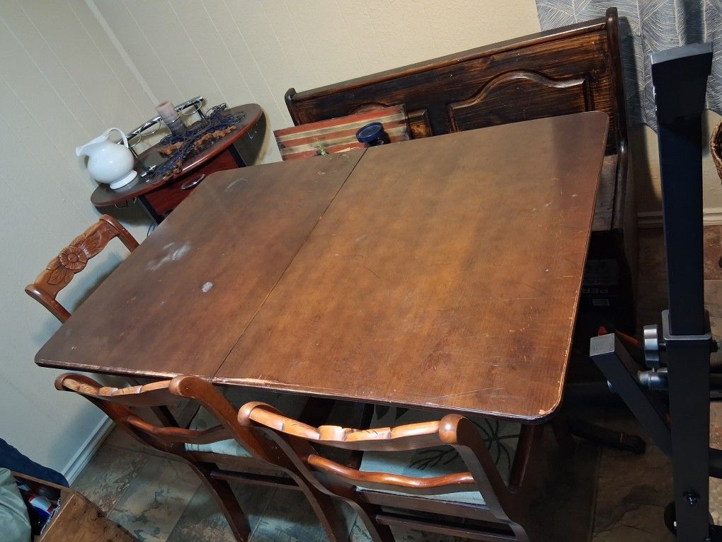 Dining Room Table DUNCAN PHYFE STYLE