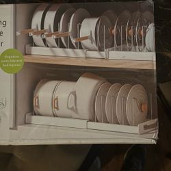Expanding Cookware Organizer