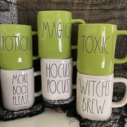 Rae Dunn Halloween Mugs ❗️5️⃣ Each ‼️
