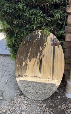 Oval frameless Mirror
