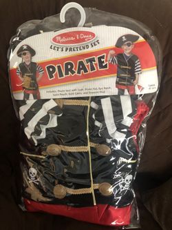 BRAND NEW KIDS PIRATE HALLOWEEN COSTUME - 3-6 years
