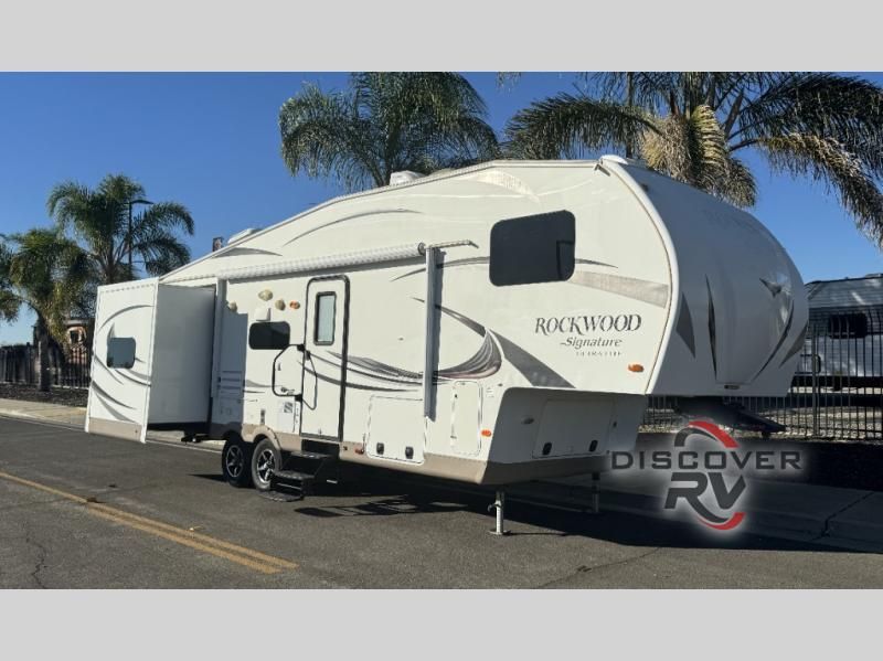 2015 Rockwood Signature Ultra Lite 8281Ws