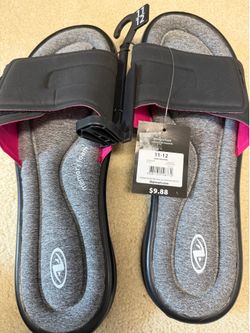 Memory foam uni-sex sandals. Size 11-12