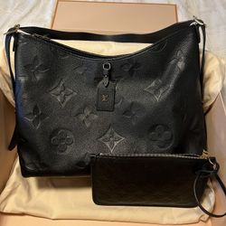 Louis Vuitton Carry All MM