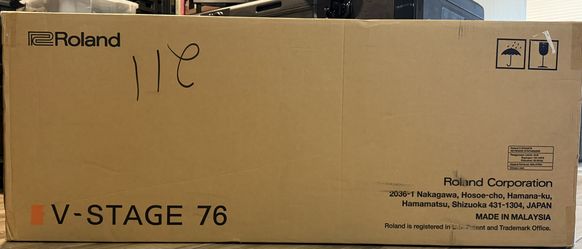Roland V-Stage 76 Keyboard and accessories