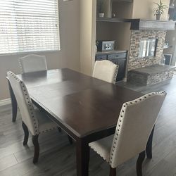 Dining Table And Chairs 